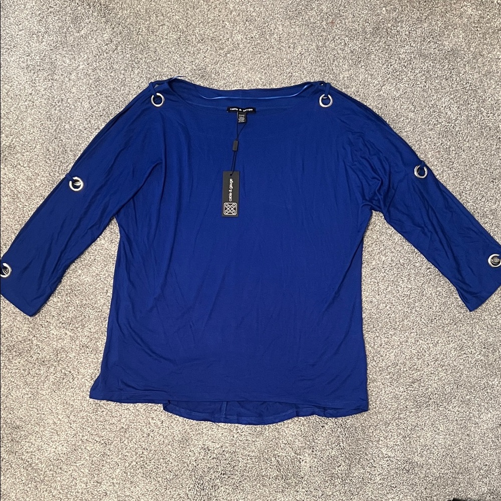 Brand new blue quarter sleeve top